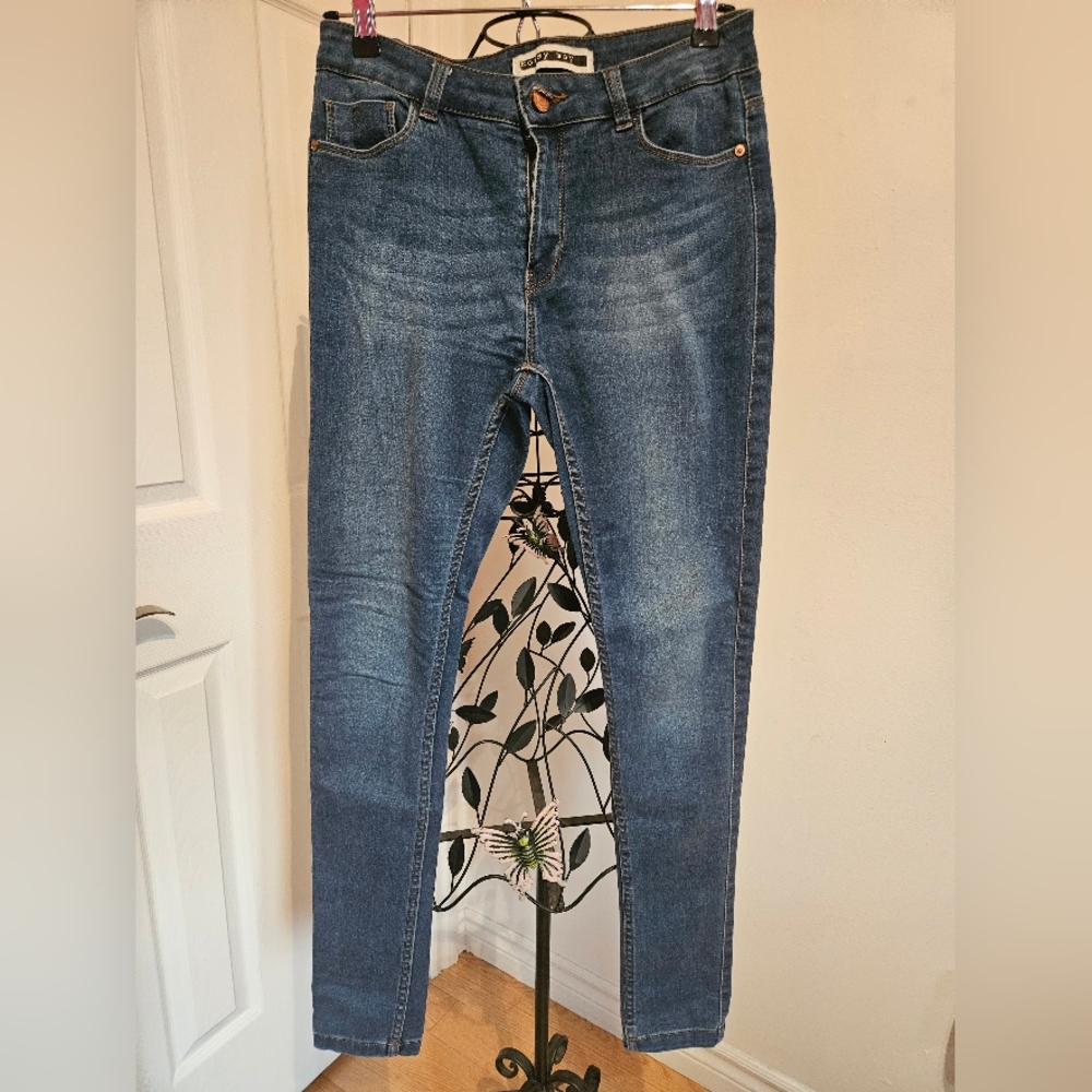 Skinny jeans‎